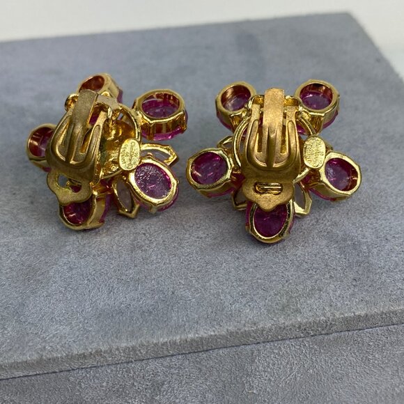 Vintage Christian Dior 1968 Germany Henkle & Grosse Pink & White Flower Clip-On - Picture 4 of 10